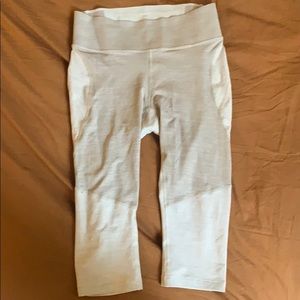 Never worn OV leggings